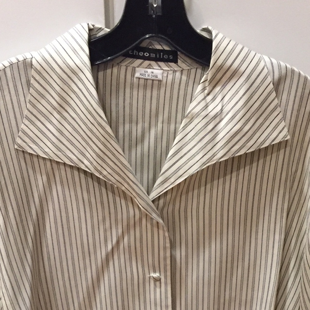 Theo Miles Stripped Silk Blouse Grey & Cream -14 EUC - Picture 2 of 5